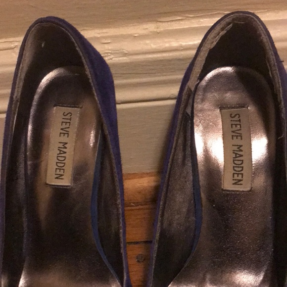 SOLD* Blue Steve Madden Pumps - Picture 3 of 5